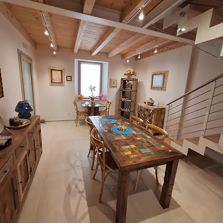 Toson D'oro Bed and Breakfast 3*
